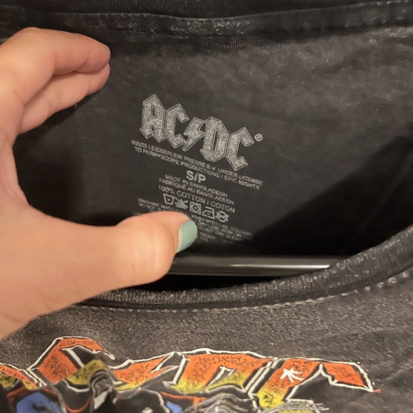 Woman’s AC/DC Size Small - Vintage Style - Perfect condition - Picture 2 of 3